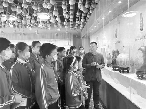 济南友谊葫芦研学基地迎来青少年参加研学